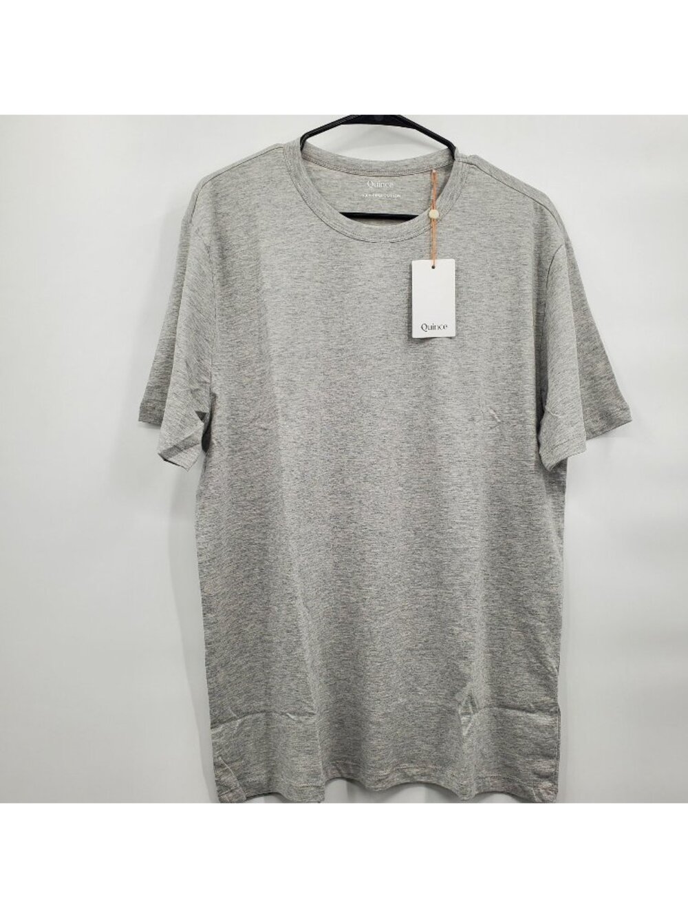 Quince 100% Pima Cotton Luxe Touch Tee Shirt Top Men Size Large NWT Heather Grey